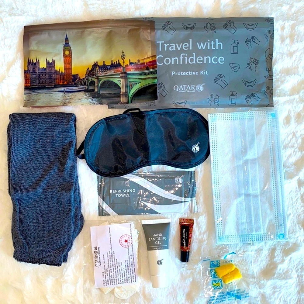 Qatar Airways London Clock picture bag Amenity kit traveler‎ safe kit - Picture 3 of 6